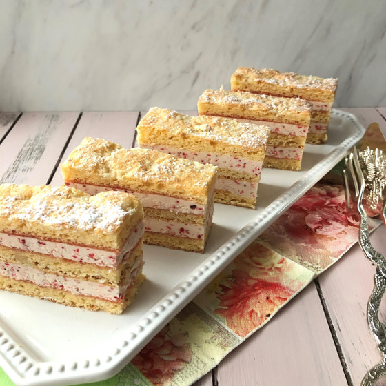 本格フランス菓子・春の苺のケーキ