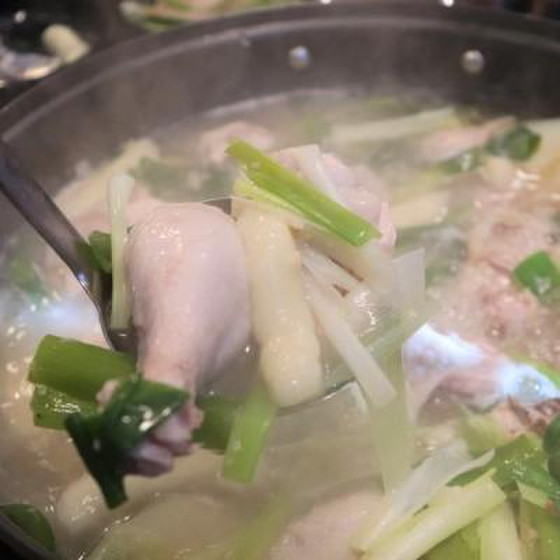 【簡単に作れるごちそう鍋】タッハンマリ