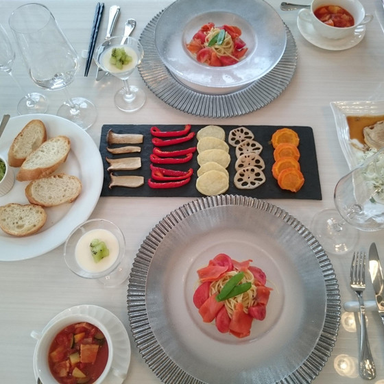 お土産付きタイアップレッスン＋イタリア料理でおもてなし