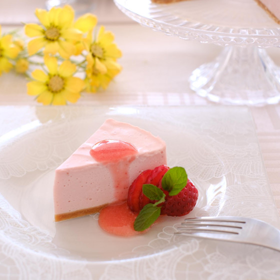 いちごのレアチーズタルト