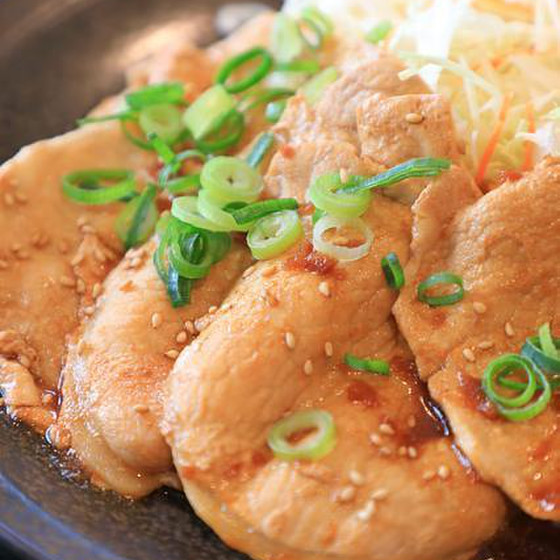 名店・八丁堀食堂の豚肉のしょうが焼きです（超美味しい）