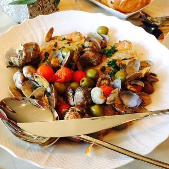 魚丸ごとお家でアクアパッツァ、イタ飯