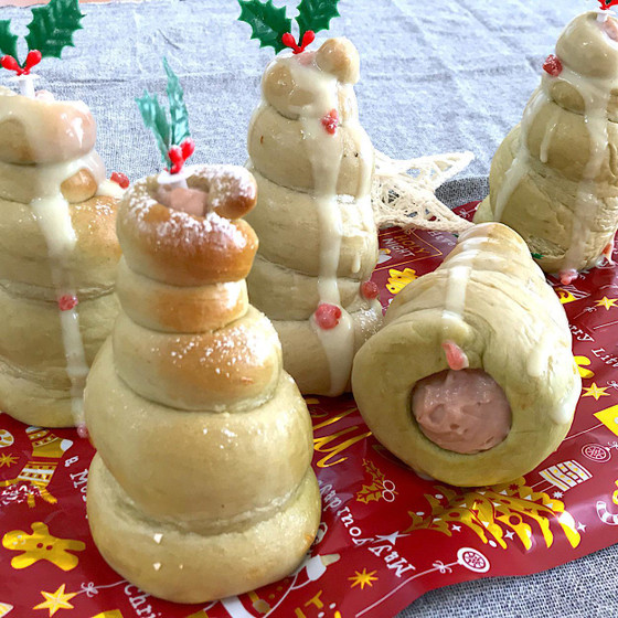 抹茶コロネベリーカスタードのＸｍａｓツリーパン