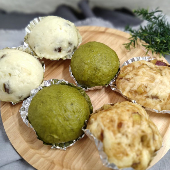 国内産小麦粉や天然酵母で作る蒸しパン３種（干しぶどう、抹茶金時豆、黒糖さつまいも）