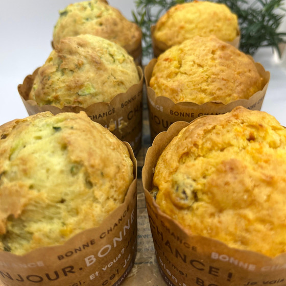 マフィン型で作る野菜ケーキ2種（ズッキーニとキャロット）