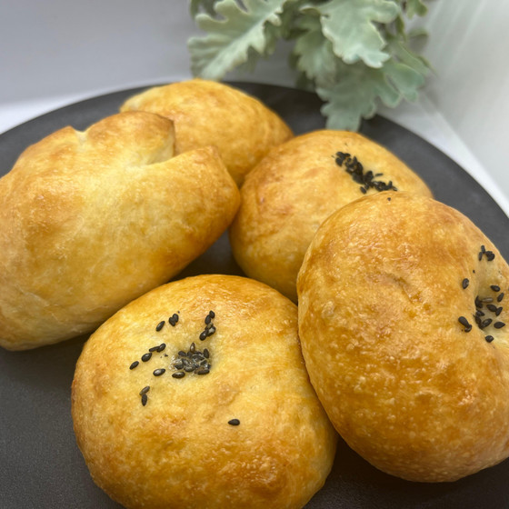 天然酵母パン　あんパンとクリームパン