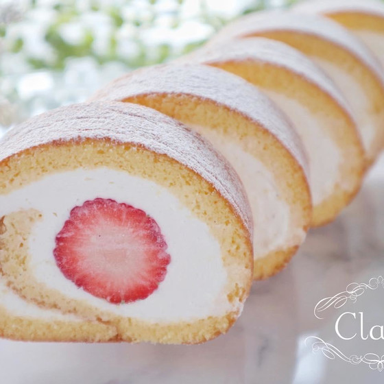 2022年2月季節のお菓子コース「苺のロールケーキ」