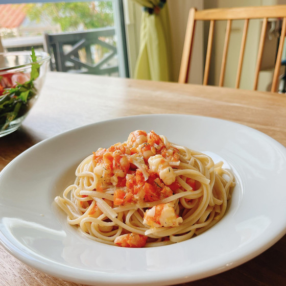 手打ちパスタレッスン！歯触りが楽しいキタッラと爽やかエビのソース