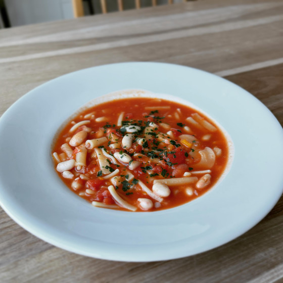 手打ちパスタレッスン　いろんな形のパスタ！！パスタミスタと豆の煮込みソース