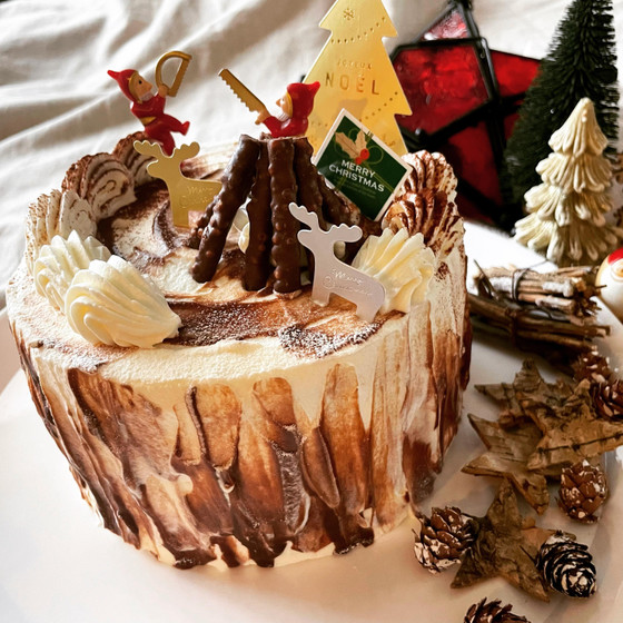 ２０２３🎄クリスマスケーキ🎄  Bûche  de  Noël 【ブッシュ・ドゥ・ノエル】