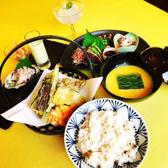 2018年9月　日本料理クラス　鮑と鰹をさばきましょう！