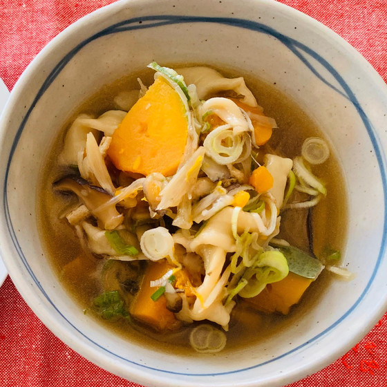 南瓜ほうとう、ベジミートの串焼き、さつま芋ようかん、葛湯
