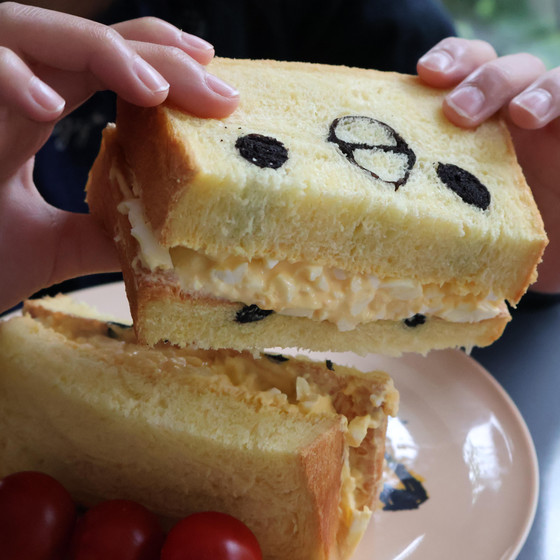 おススメの食べ方は、やっぱり卵サンド