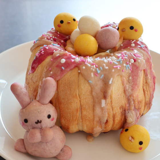 【親子レッスン】苺クリームチーズのイースターパーティ＆フォカッチャ風ポテトオニオン(イースターエッグ作り体験付き)