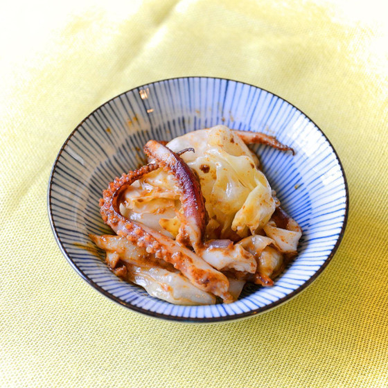 ゲソとキャベツのワタ炒め