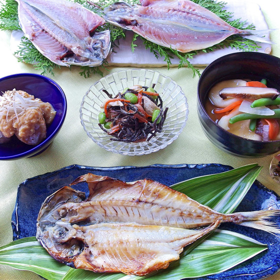 【居酒屋直伝！】自家製鯵の開きお持ち帰りと水団汁＆人気小鉢達
