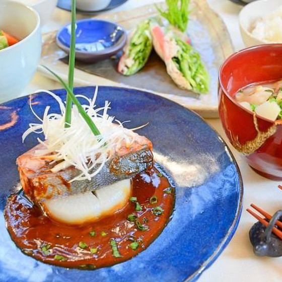 小洒落味噌煮＆粕汁と居酒屋おつまみ３種♪