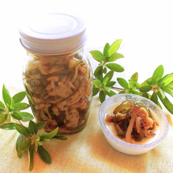 自家製コンビ/豆腐のなめ茸のっけ