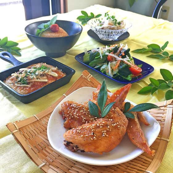 【居酒屋直伝】やみつき手羽先名古屋風と山芋鉄板焼き他、全5品