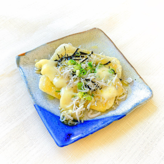 お餅とシラスの湘南ピザ