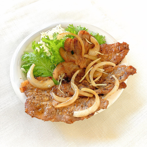 肉汁あふれる生姜焼き