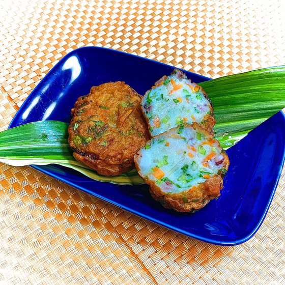 イカゲソと玉葱の厚揚げ