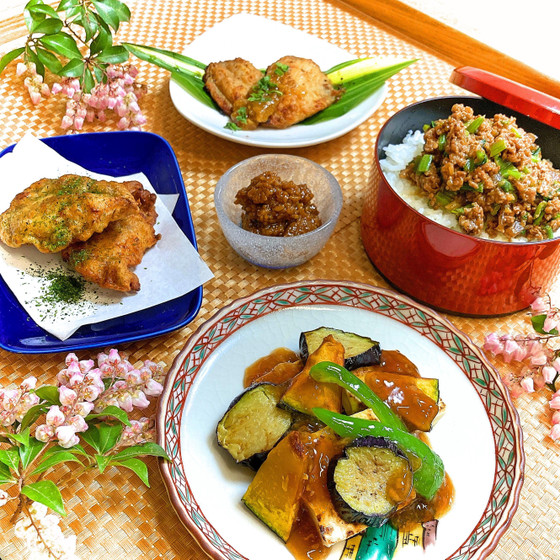 自家製醤油麹の活用術　作り置き肉味噌丼、焼き魚オレンジソース、鶏磯部揚げ、豆腐と野菜の黒酢餡かけ