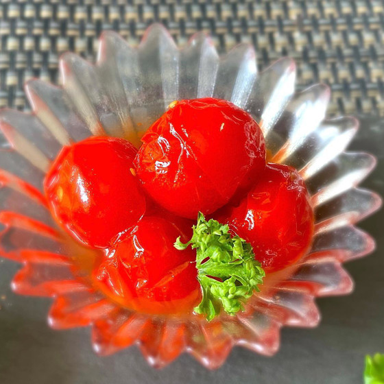 トマトのワインマリネ