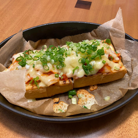 厚揚げキムチチーズ焼き