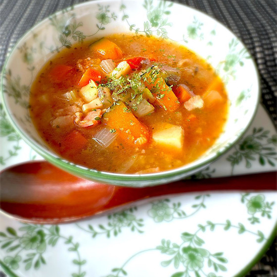 トマト麹ミネストローネ