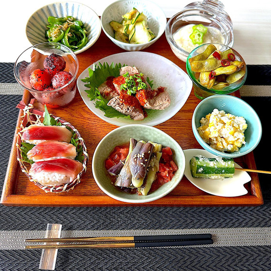 夏の美味しい和食〜夏野菜を楽しむさっぱり小鉢御膳