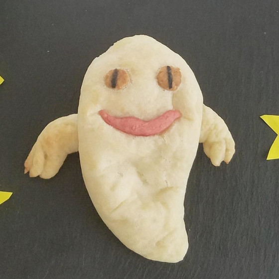あの絵本のオバケじゃない！？子供が喜ぶオバケクリームパン♪