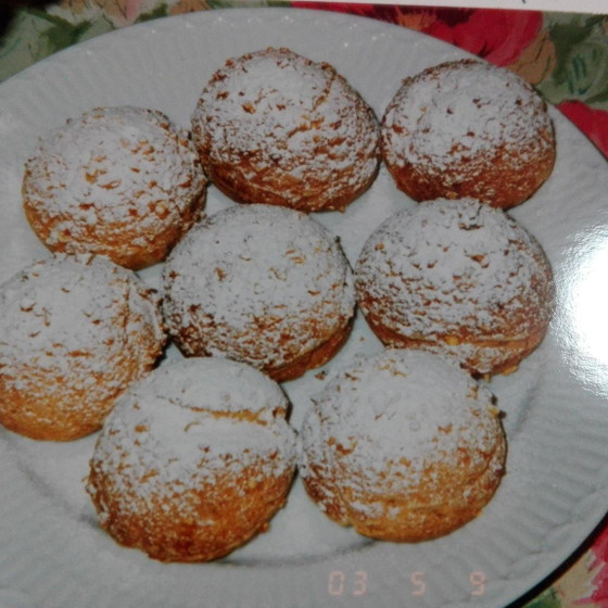 フランス菓子　シューパリジャン　ジュレオウアギュメ