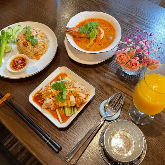 タイ料理入門5️⃣トムヤムクンスープ&よだれどり&えび炒飯