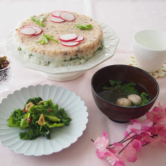 【美腸おうちごはん】手作り桜でんぶで発酵ちらし寿司ケーキ