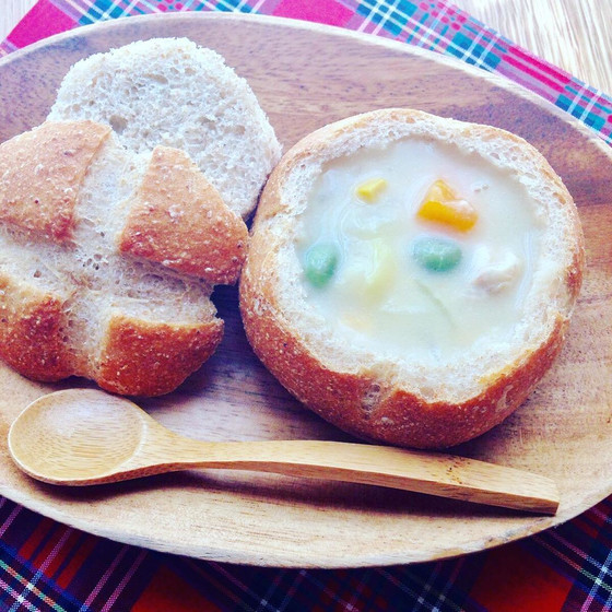 全粒粉のパン☆ （シチューは付きません）