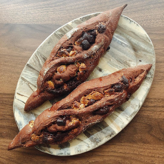 ライ麦チョコパン　☆☆