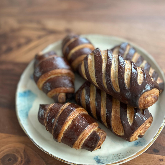 バイカラーチョコデニッシュ＆ミニクロワッサン