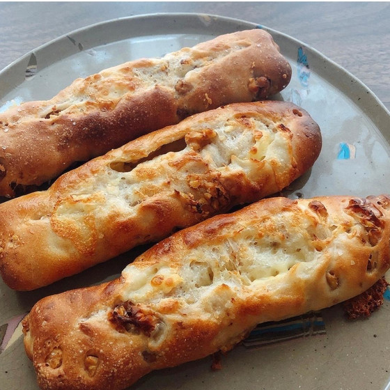 最後に乗せるバターと岩塩が美味しいです✨