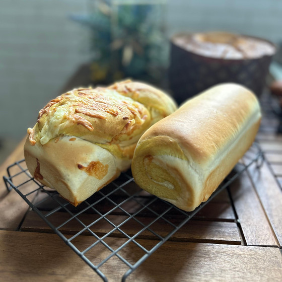 パウンドケーキ型を使って２本焼きます✨