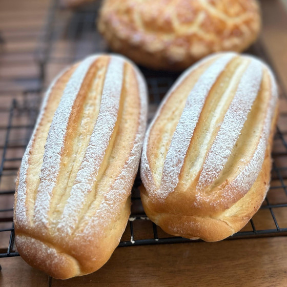 ミルクハース
牛乳で捏ねてほんのり甘い✨