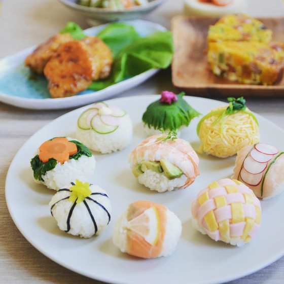 お花見弁当にもおすすめ！華やか手まり寿司レッスン！