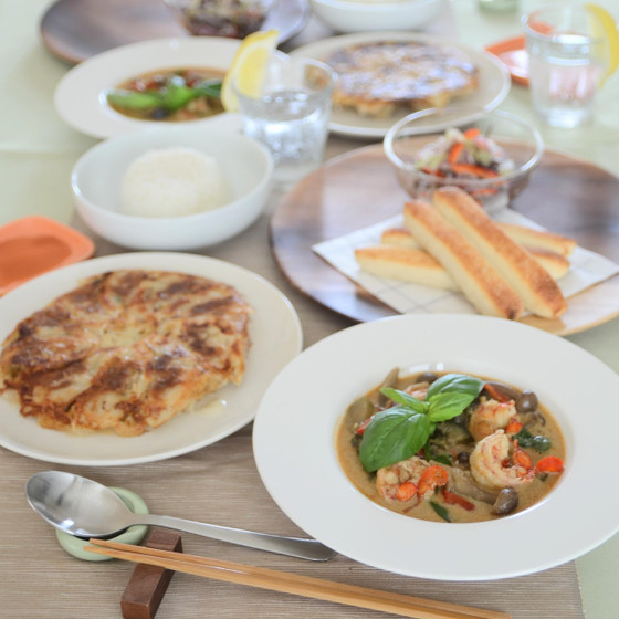簡単！美味しい！エビのグリーンカレー＆ミルクスティックパンレッスン！