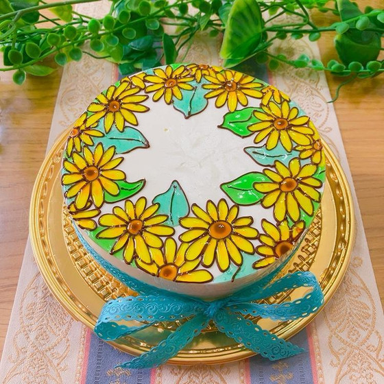お花のイラストケーキ