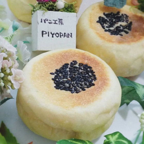 親子参加ＯＫ✨　米粉ハムチーズパン　と　フライパンあんぱん