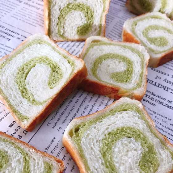 単発レッスンのご案内　くるくる渦巻きスリム食パン