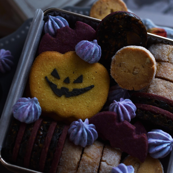 色々詰めて楽しい♪クッキー缶シリーズ♪～秋ハロウィン～