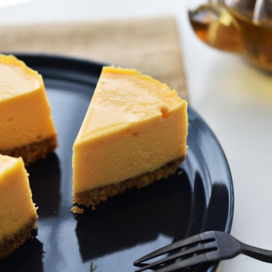 チーズ好きにはたまらない♪チーズづくしシリーズ②ニューヨークチーズケーキとパンケーキ（カッテージチーズ入り）