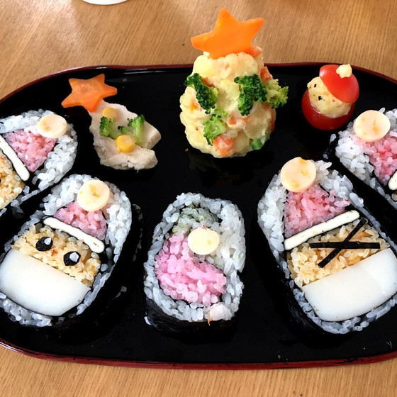 サンタの飾り巻き寿司とプチクリスマス薬膳料理教室