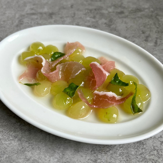 止まらない美味しさ　生ハムなしでデザートにも